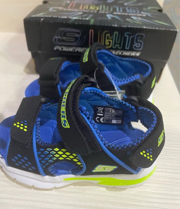 Skechers lights підсвітка розміри від 27,5 до 35