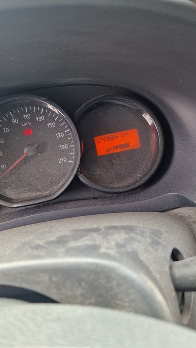 Dacia dokker ano 2013 dois lugares 240000 mil km