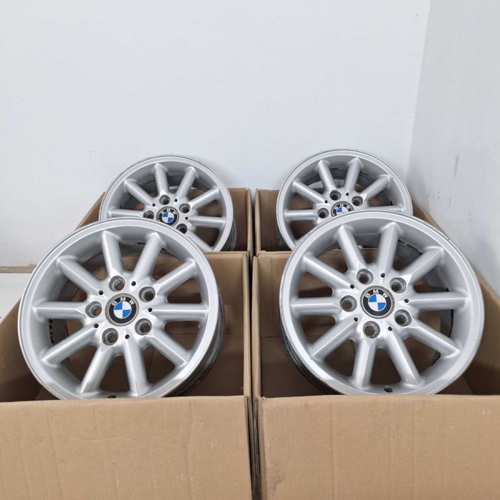 Oryginalne felgi aluminiowe BMW 15'' 5x120 7J ET47  FA0239