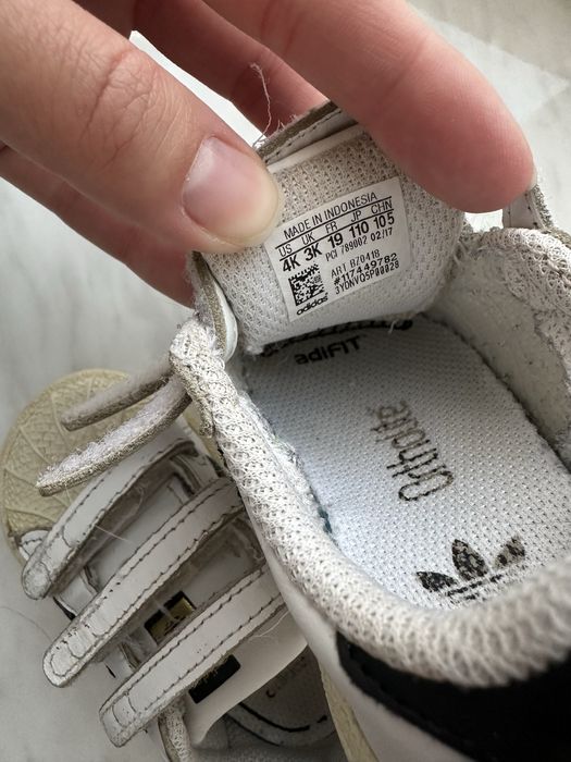 Кросівки adidas superstar, skechers