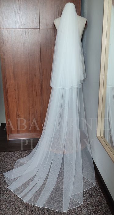 Nowy welon ślubny 200/80 cm. Ivory. biały