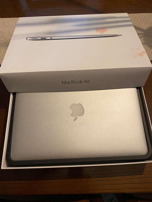 MAC Book Air 13 polegadas, 2017 (Mac OS Monterey, i5, 8GB)
