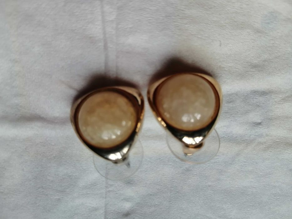 Colar bolta brincos varios