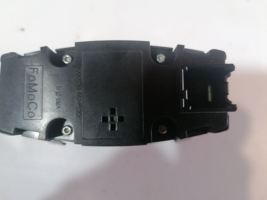 Ford Focus III de 2010/2011/2012/2013/2014/2015/16/17 botões das luzes