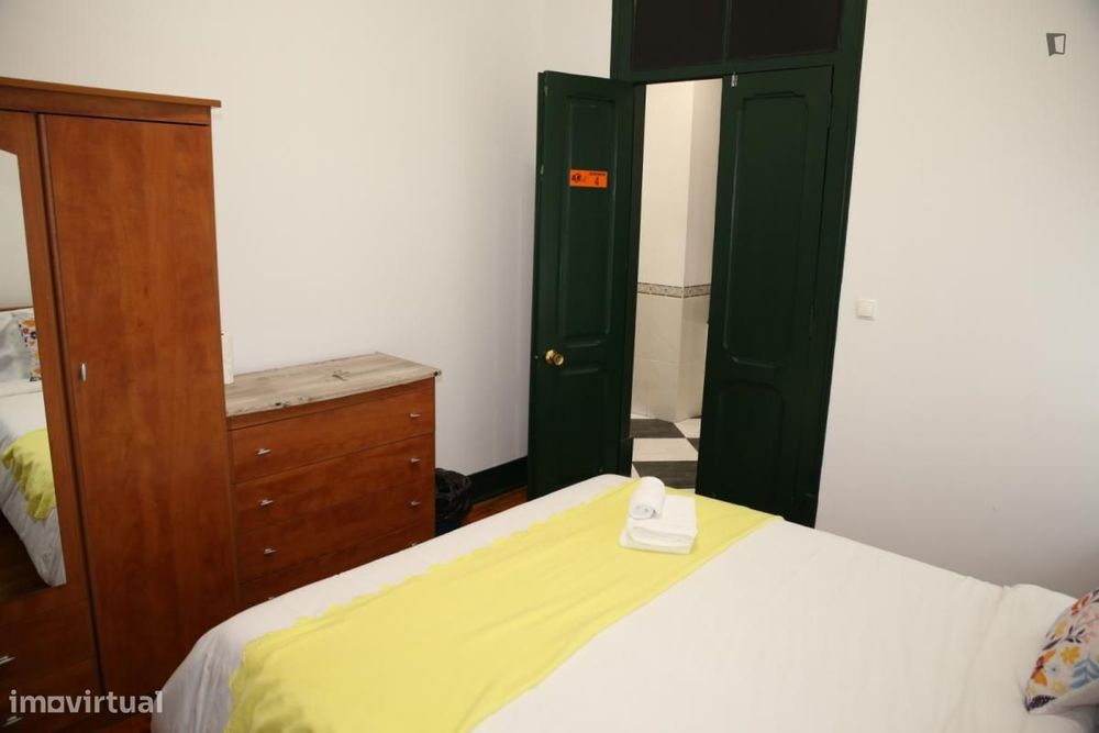 Quarto - localizado em Penha de França Lisbon