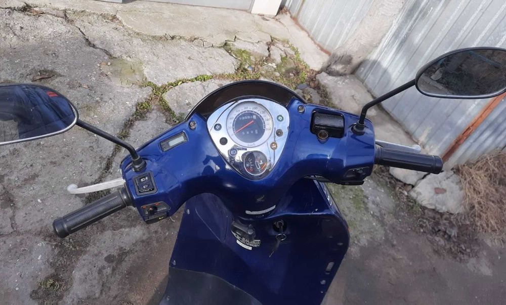 Продам скутер Honda nes 150. Хонда sh 150.