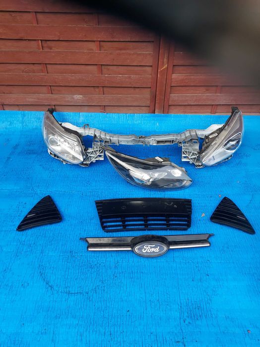 ford focus mk3  lampy przednie