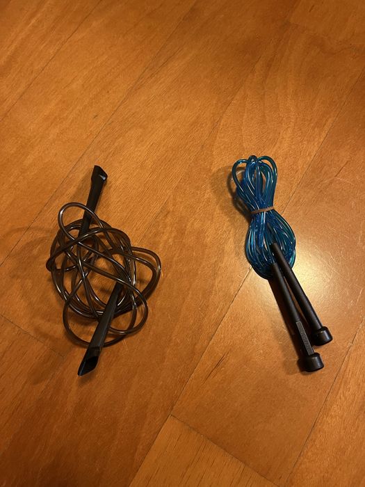 Conjunto de 2 cordas de saltar Decathlon