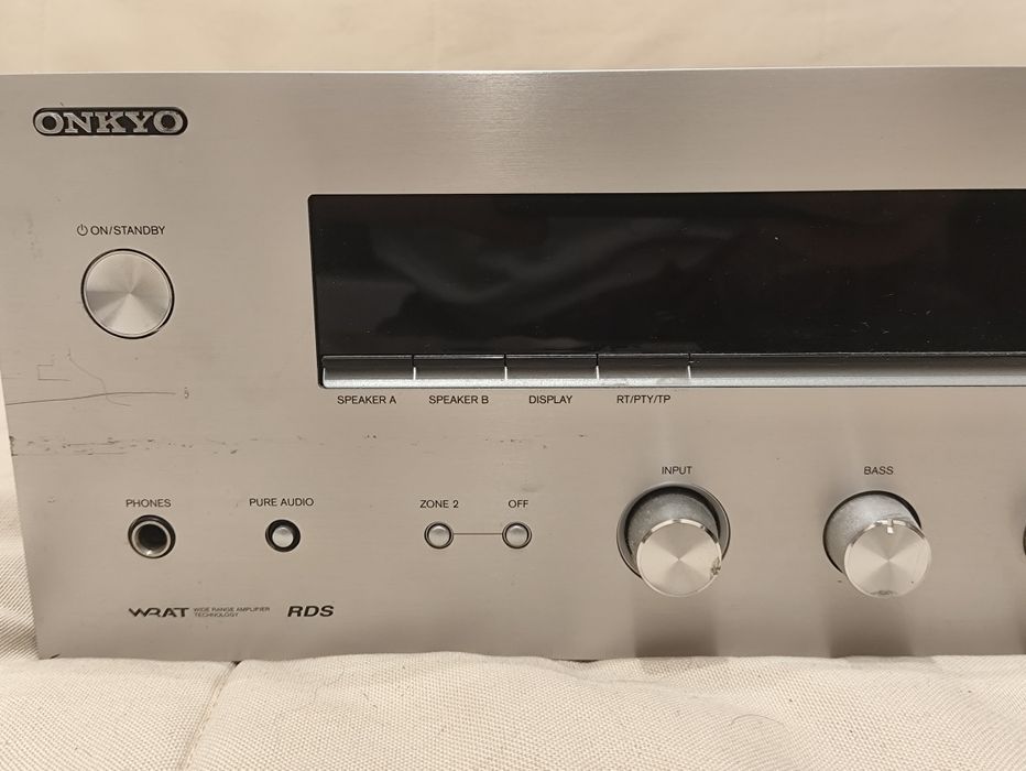 Onkyo TX-8050 amplituner streamer odtwarzacz