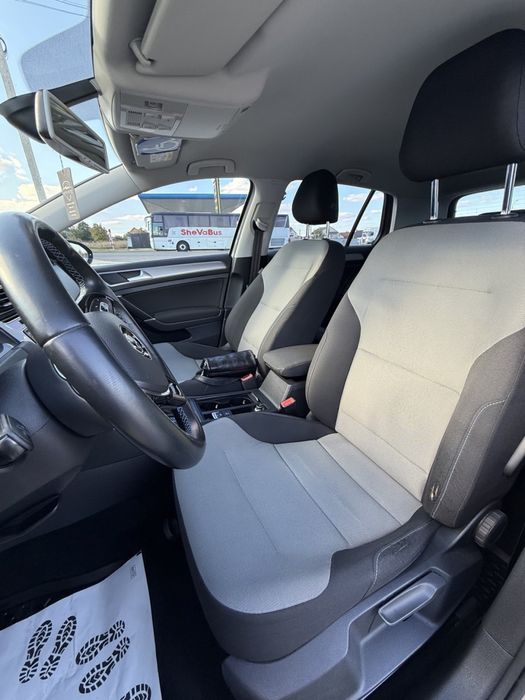 продам Volkswagen e-golf