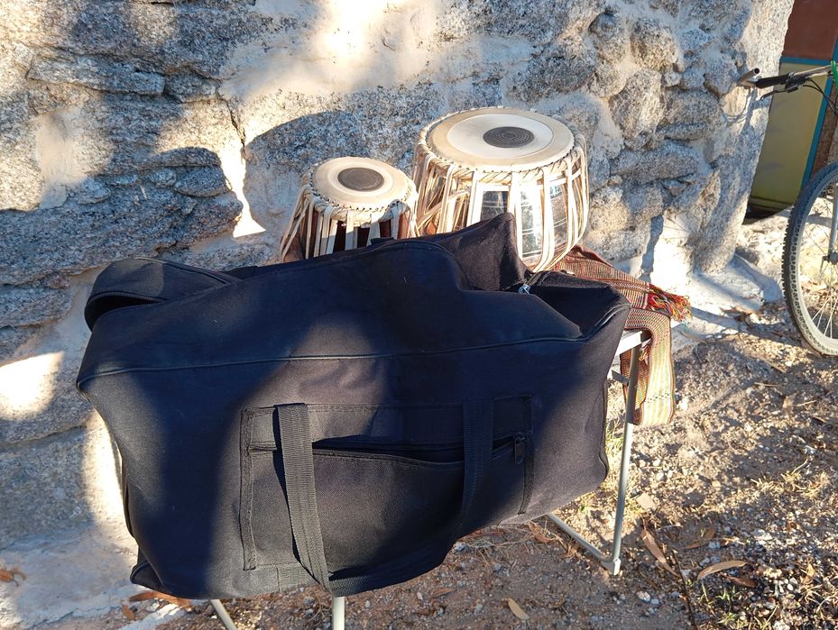 Jogo Padrão de tablas originário da Índia em Muito Bom Estado