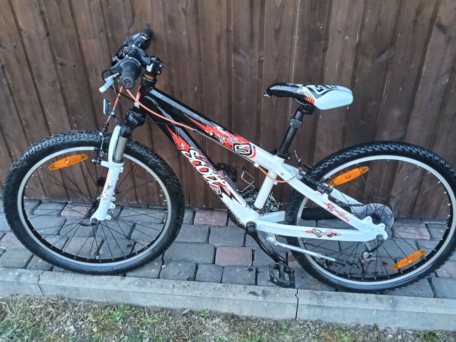 Rower Scott voltage jr24