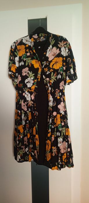 Wiosenna sukienka rozmiar 44