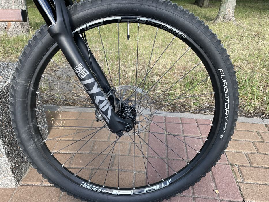 Transition Sentinel Carbon 2019 Lyrik Ultimate X01 Magura Stans ZTR S1