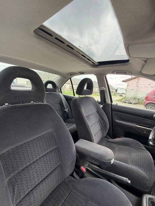 Volkswagen  Bora 1.9tdi