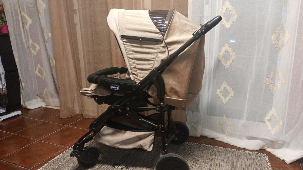 Carrinho Chicco com alcofa