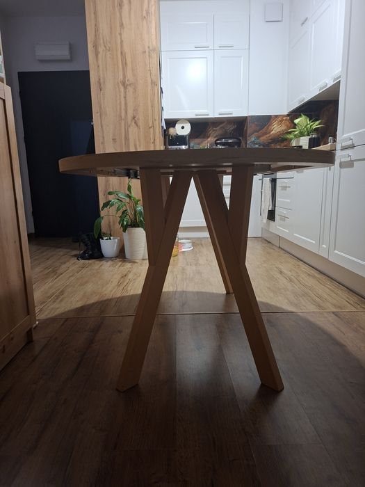 Stół rozkładany okragly