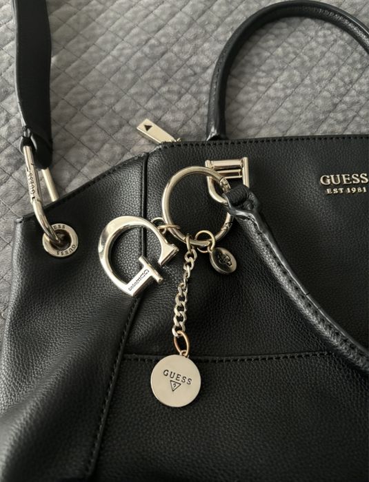 Torebka Guess czarna