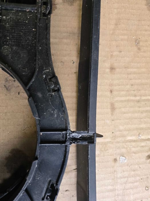 grill Mercedes GLA A156