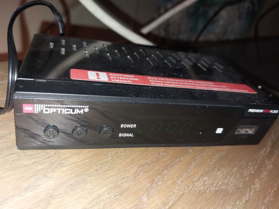 Dekoder tuner dvbt2  Opticum Premium Box