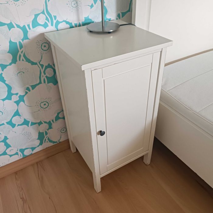Cama de Casal IKEA + 2 mesas de cabeceira