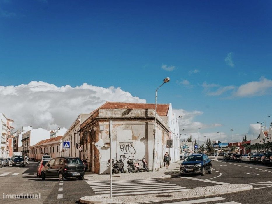 Prédio em PT - Lisboa - 6 frações