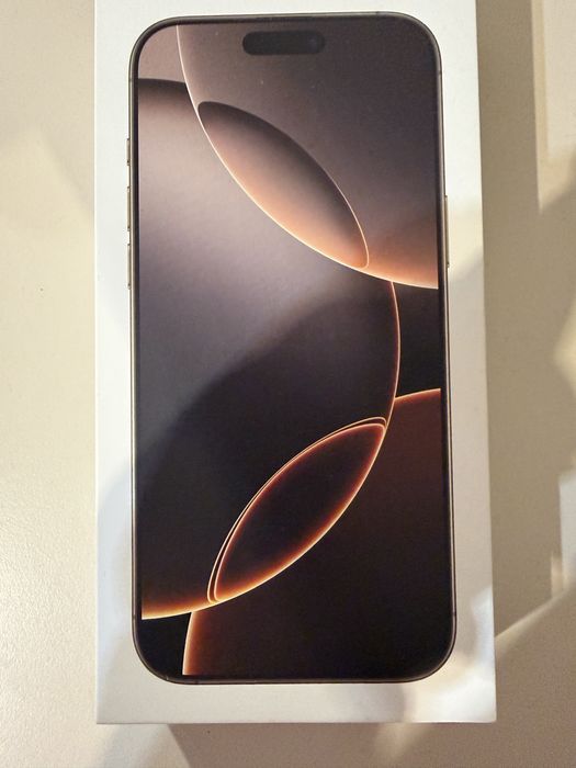 Iphone 16 pro max stan bardzo dobry