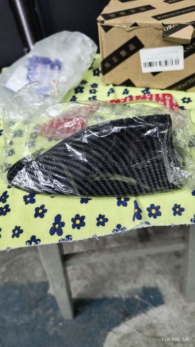 Antena samochodowa - płetwa