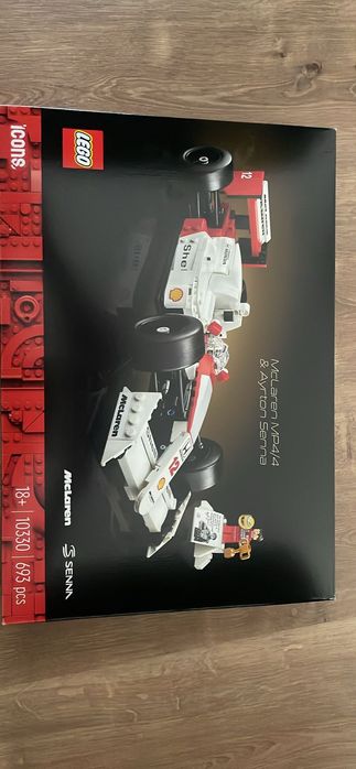 Lego McLaren MP4/4 e Ayrton Senna