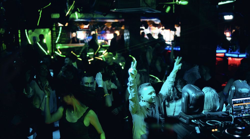 DJ na 18-stkę | Urodziny | Studniówki | Imprezy | Warszawa – DJ Nypel