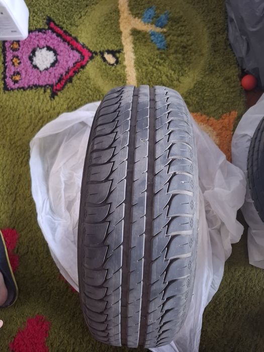 Продам літню резину Kleber 175/70 r14