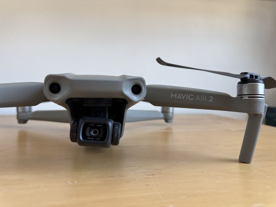 DJI mavic air 2 dron