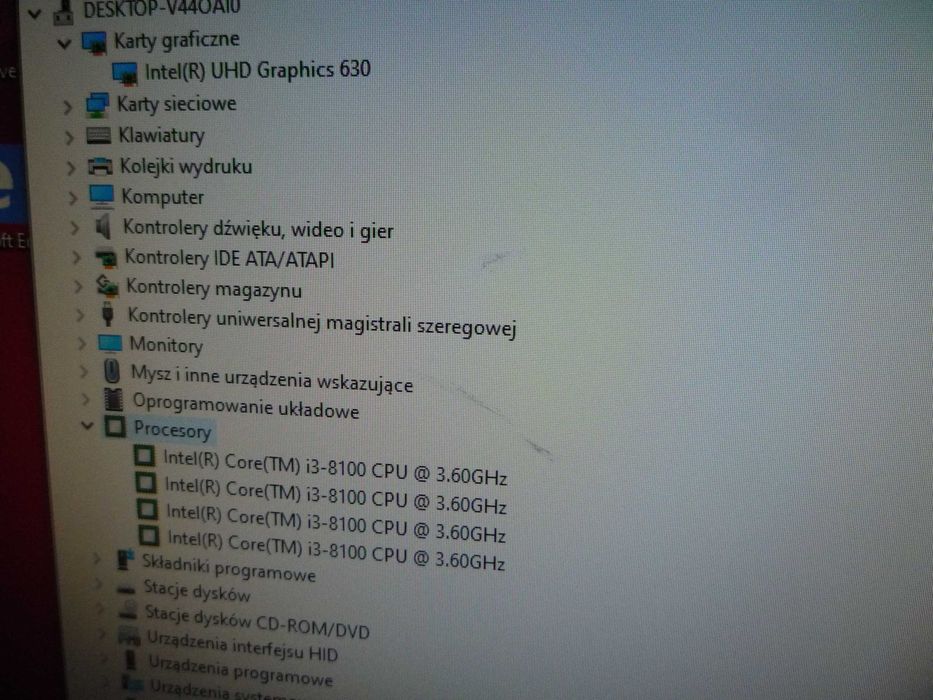 FUJITSU ESPRIMO D738 i3-8100 8 GB/120 GB SSD Win10