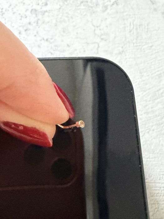 Продам серьгу в нос