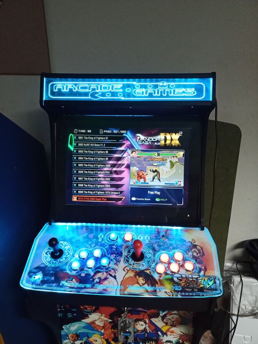 Máquina arcade com milhares de jogos