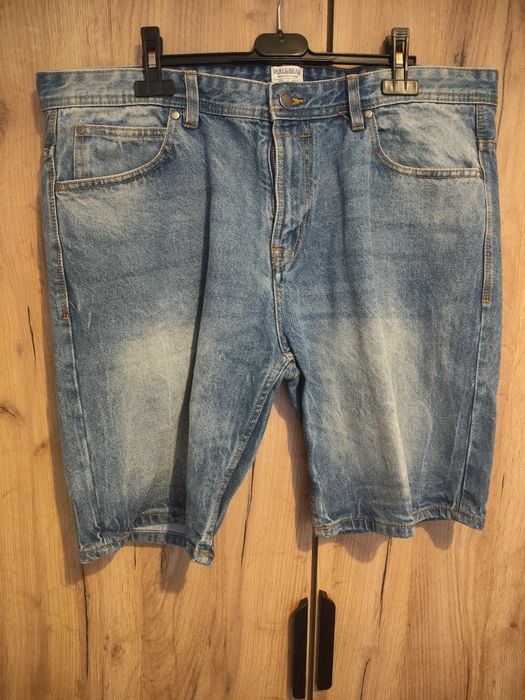 Lote de roupa como nova