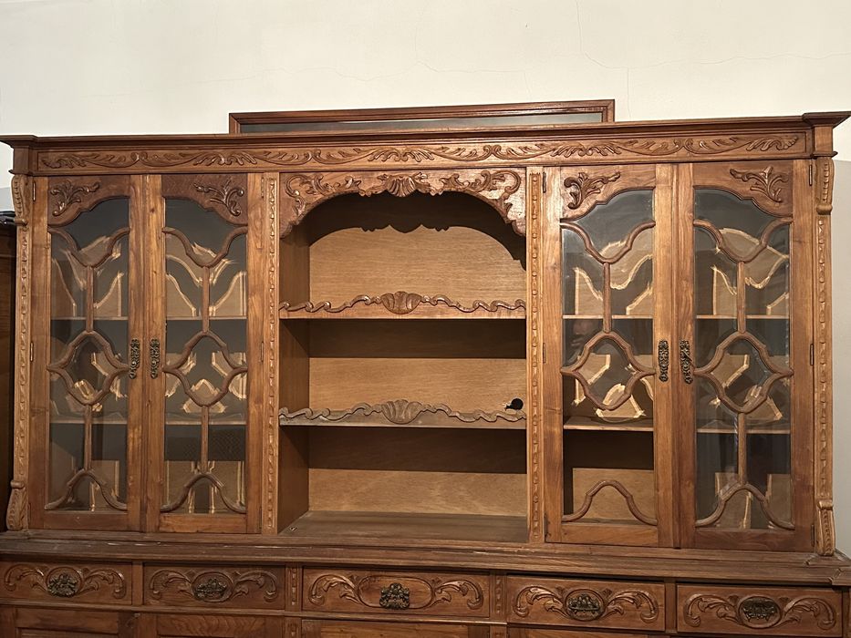 Móvel de sala clássico