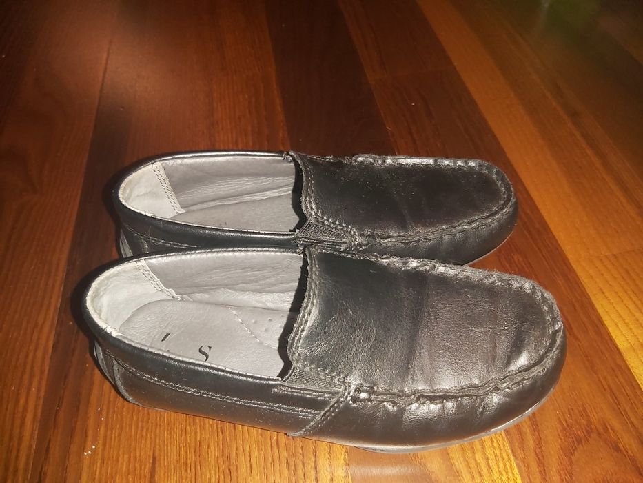 Eleganckie chłopięce buty rozmiar 29