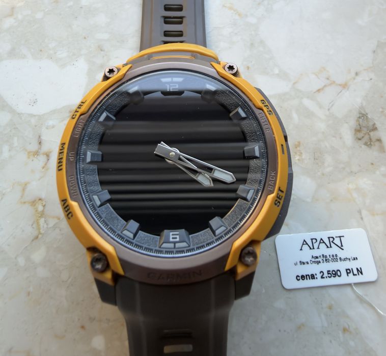 Garmin Instinct Crossover AMOLED