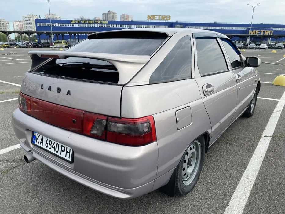 Продам  авто  Ваз-2112