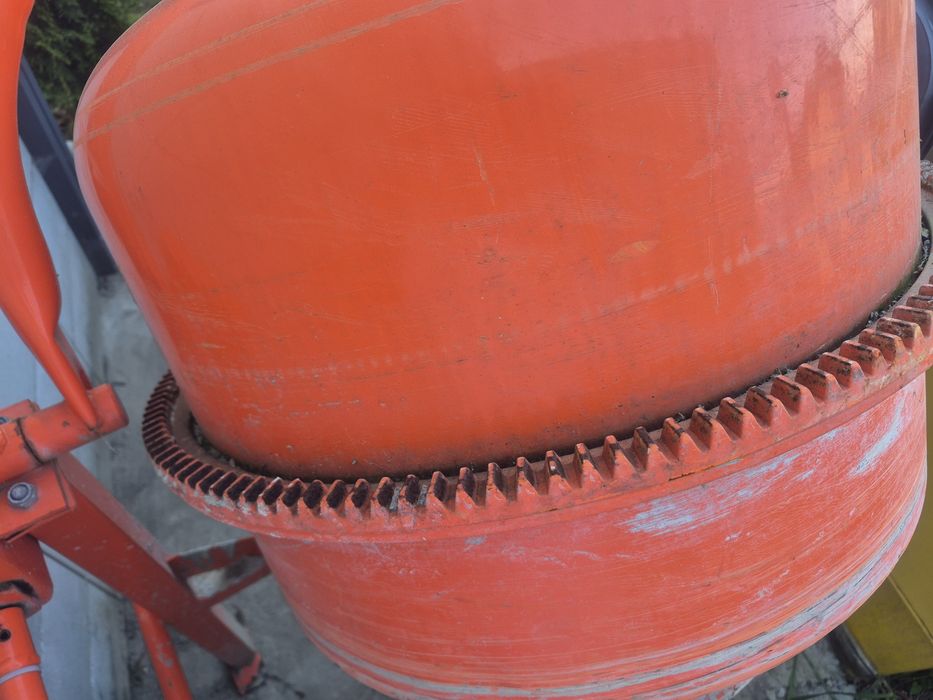 Betoniarka Altard 180 L