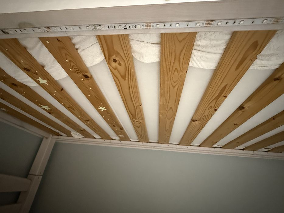 Vendo beliche com dois colchoes