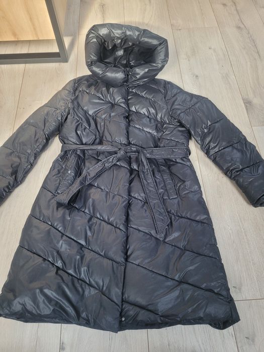 Płaszczyk czarny pikowany 42