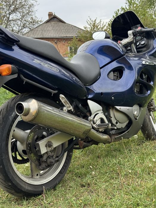 Продам мотоцикл Suzuki 750