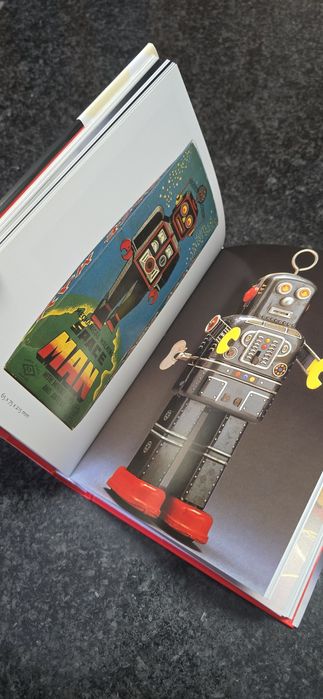Livro catálogo Robots