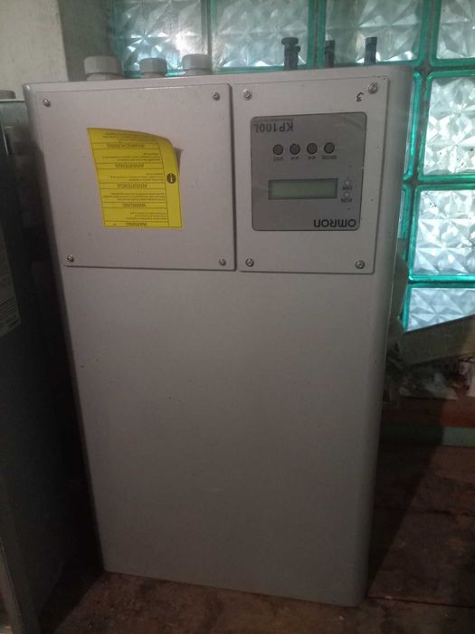 Інвертора ОМРОН КР1001 для сонячних станцій