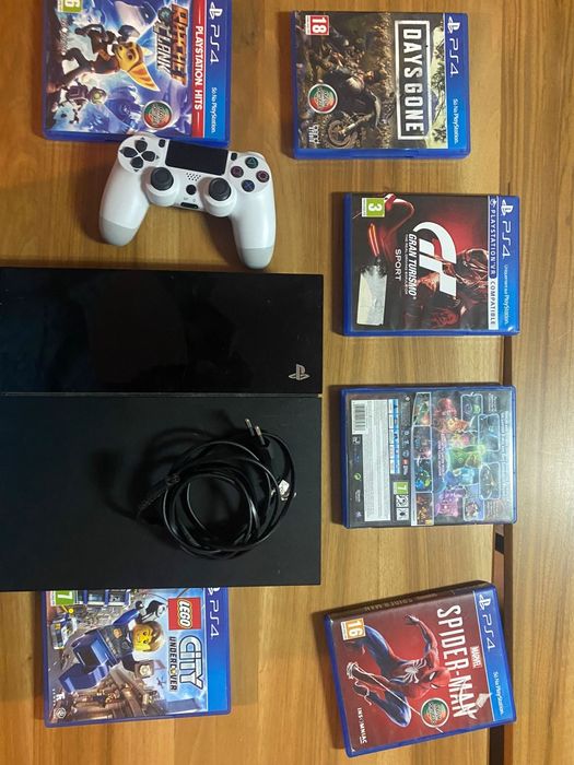 (2) Ps4 + (6jogos)