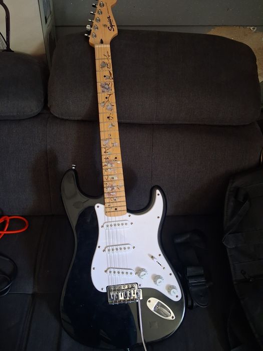 Guitarra stratocaster Fender Squier