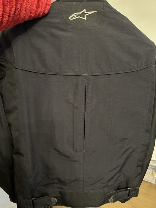 Casaco Mota - Tamanho M - MUITO POUCO USADO