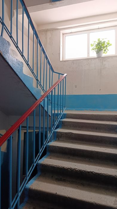 Продаж 2 кімн.квартири 6/9 Космос